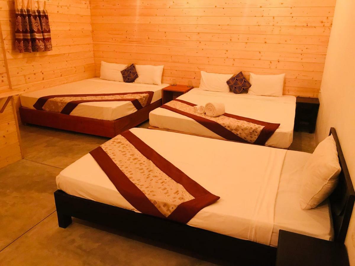 Отель Trinco Relax Hut Тринкомали Экстерьер фото